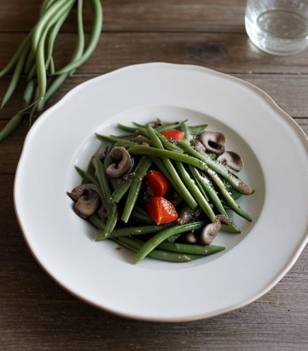 Green Beans With Mushrooms & Cherry Tomatoe recipe image
