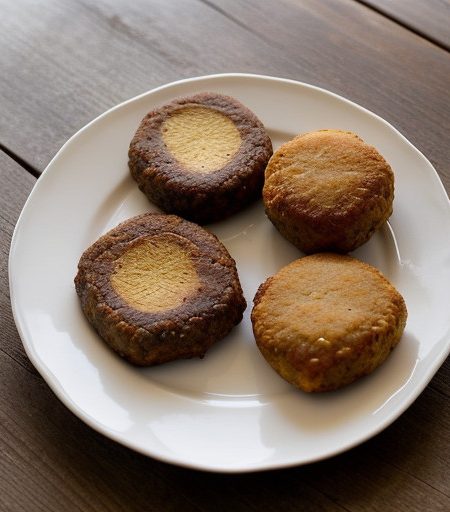 Keftethes Apo Ton Pontos (Meat Patties From P recipe image