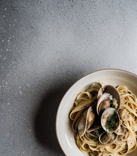 Linguine With Clam Sauce recipe image