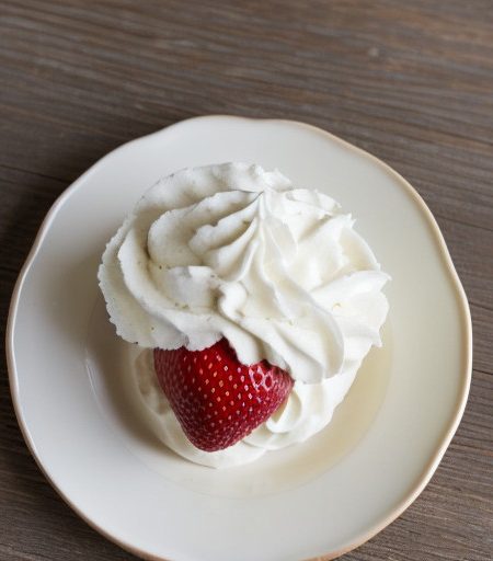 Luscious Strawberry Frosting recipe image