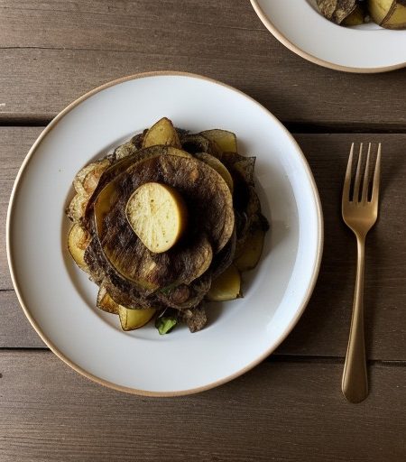 Mousakas Patates Ke Kima (Moussaka Potatoes recipe image