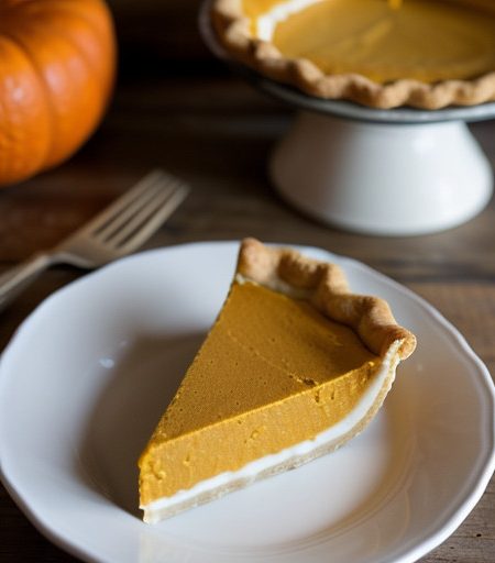 Orange Pumpkin Chiffon Pie recipe image