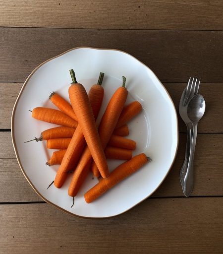 Orange Spirited Carrots recipe image