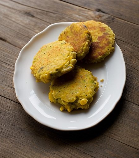 Oyster Corn Fritters (Welshkorn Eishtarpuffers recipe image