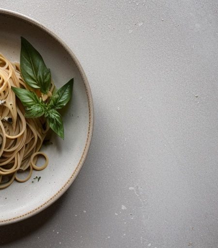 Pasta With Oil and Garlic Sauce recipe image
