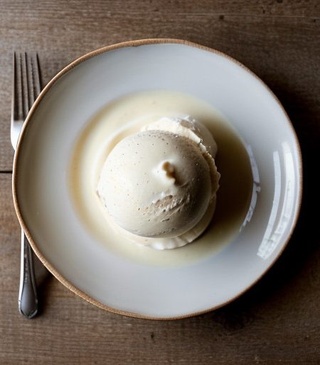 Rich Vanilla Ice Cream recipe image